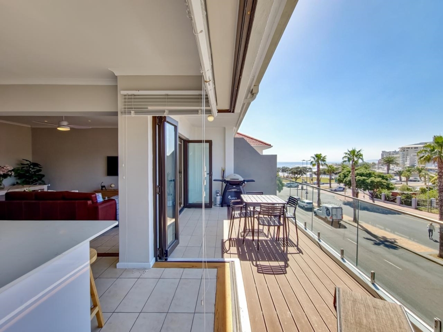 2 Bedroom Property for Sale in Three Anchor Bay Western Cape